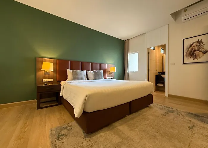 The Legacy Nana Sukhumvit, Aspira Collection 4*