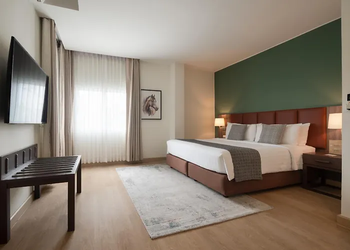 The Legacy Nana Sukhumvit, Aspira Collection Hotel