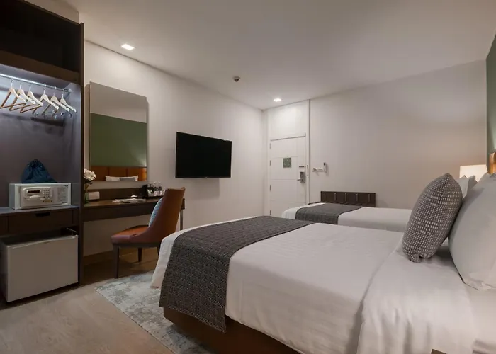 The Legacy Nana Sukhumvit, Aspira Collection 4*